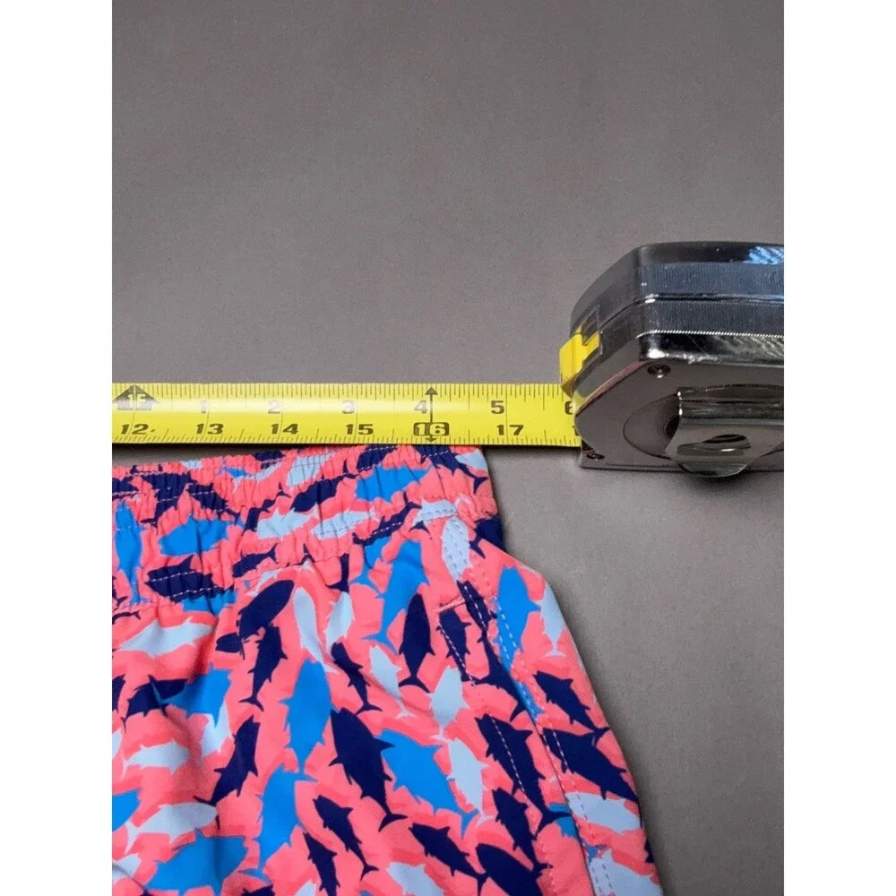Vineyard Vines Men’s 7” Chappy Swim Trunks L Multicolor Fish Print Shorts